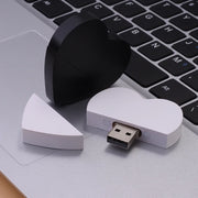 Clé USB Bois en Forme de Cœur 4Go à 128Go – Design Élégant et Personnalisable